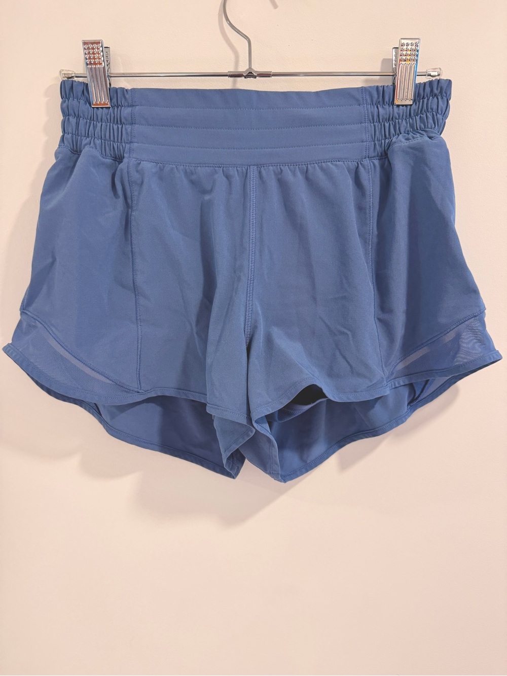 Hotty Hot High-Rise Lined Short 2.5" - Utility Blue (slate blue/gray), Size 6